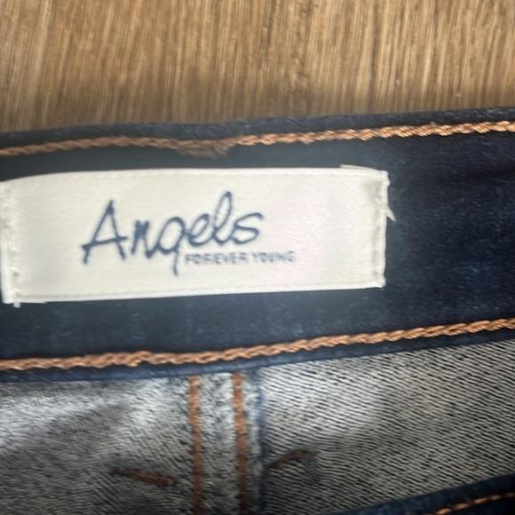 Gently Worn Angels Straight Crop Size 14 Cuffed - Picture 2 of 5
